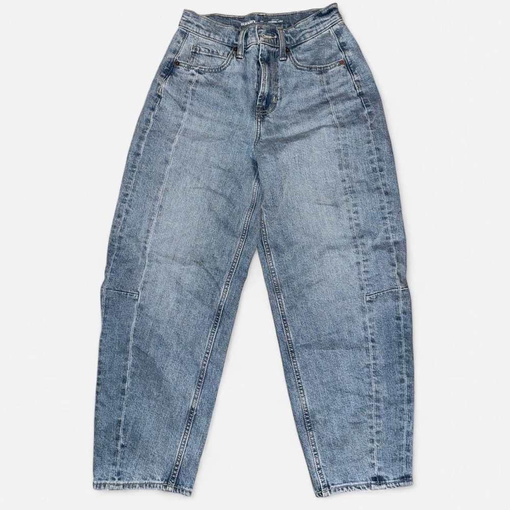 Old Navy Barrel Jeans - High Waisted